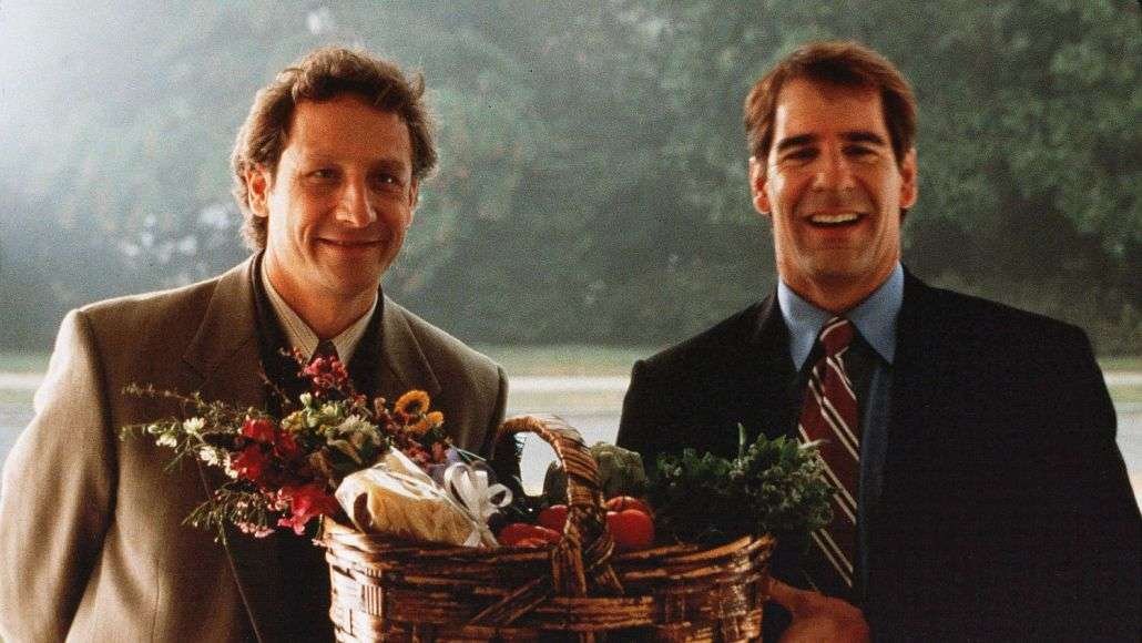 Revenge of the Nerds and Freaks: Ten Myths in American Beauty | Academic Agent 4 American Beauty 09