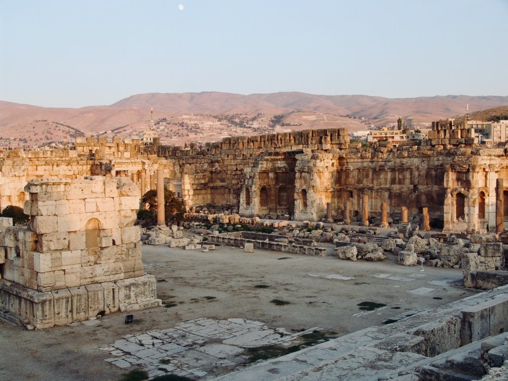 The MEGALITHIC Mystery of Baalbek - Massive Stones No One Can Explain | Quick Guide 12 Baalbek The Void 3